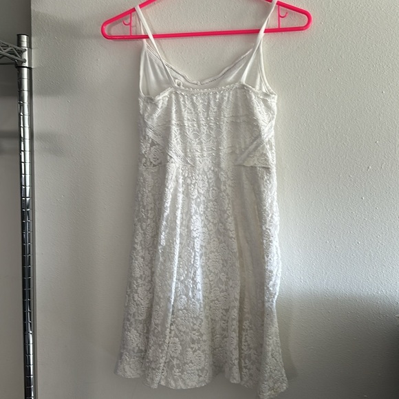 Abercrombie & Fitch white lace dress size small - Picture 4 of 5